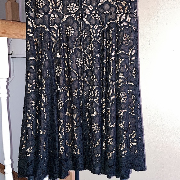 Midi Casual Dress - Picture 6 of 7